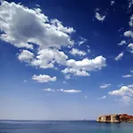 Sun N Sky Oasis Ii. * Dubrovnik