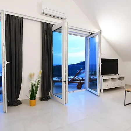 Apartament Sun N Sky Oasis Ii. *